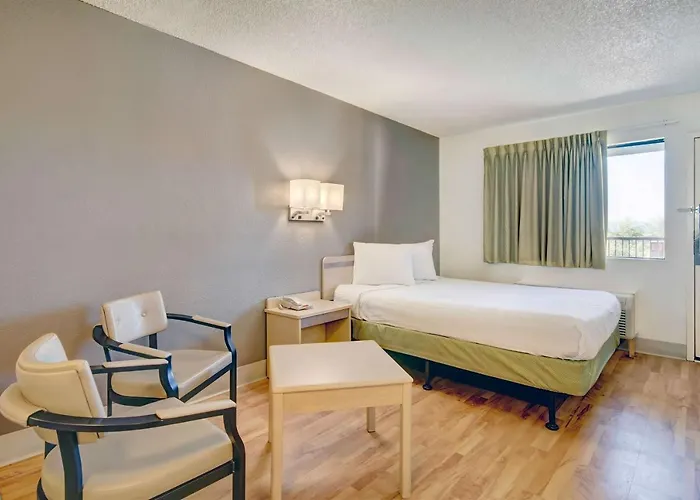 6-tucson, Az - Irvington Road 3*